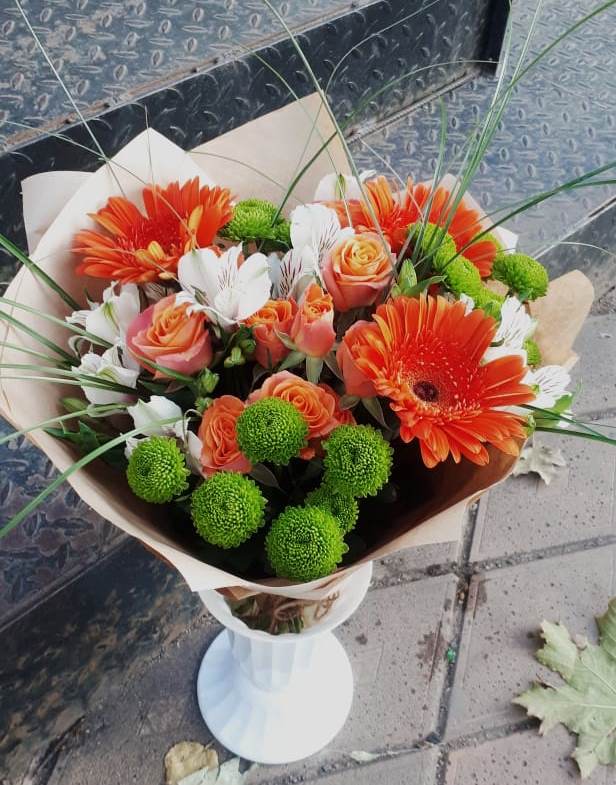Букет цветов из: Герберы, Хризантемы, Альстромерии и Розы в Шишкино