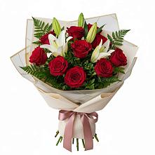 Букет цветов из:  Лилии и Розы в Шишкино