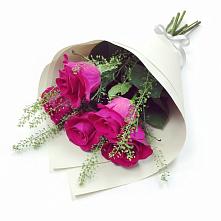 Букет цветов из:  Розы #REPLACE_PRED# Шишкино