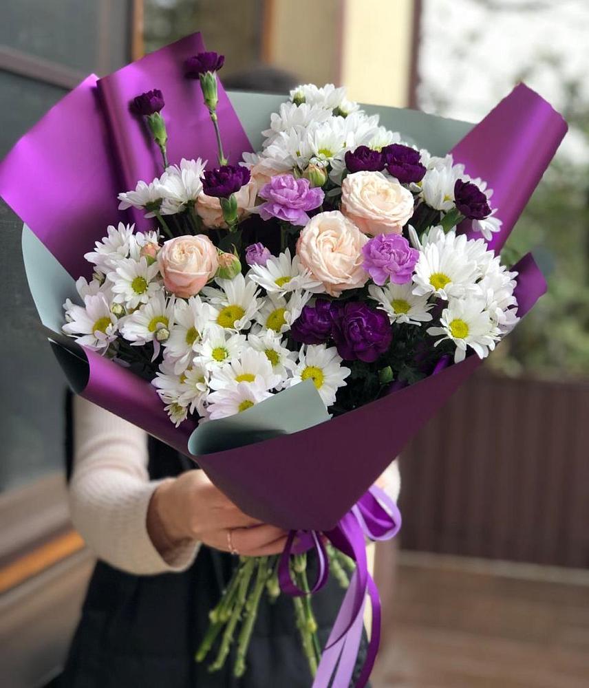 Букет цветов из: Хризантемы, Гвоздики и Розы в Шишкино