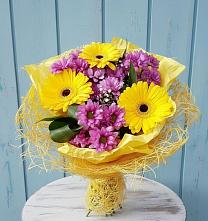 Букет цветов из:  Хризантемы и Герберы в Шишкино