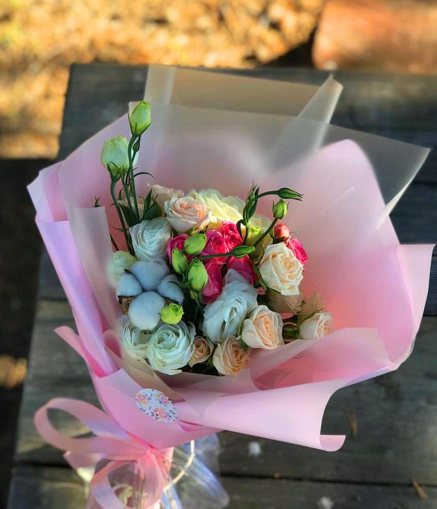 Букет цветов из: Розы и Лизиантусы в Шишкино