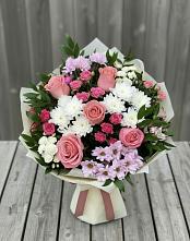 Букет цветов из:  Альстромерии, Гвоздики, Розы и Хризантемы в Шишкино