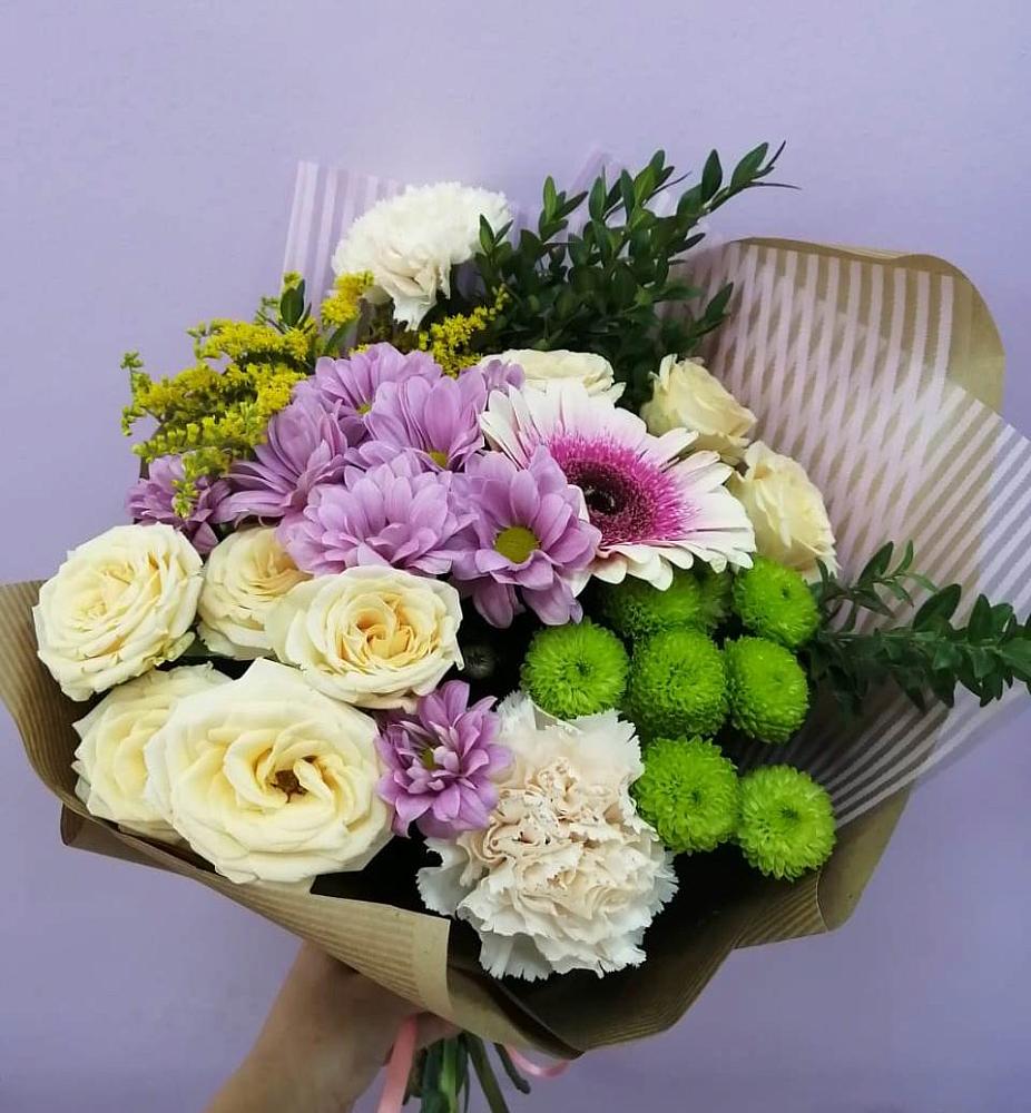 Букет цветов из: Хризантемы, Розы, Гвоздики и Герберы в Шишкино