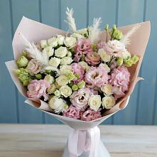 Букет цветов из:  Альстромерии и Розы в Шишкино