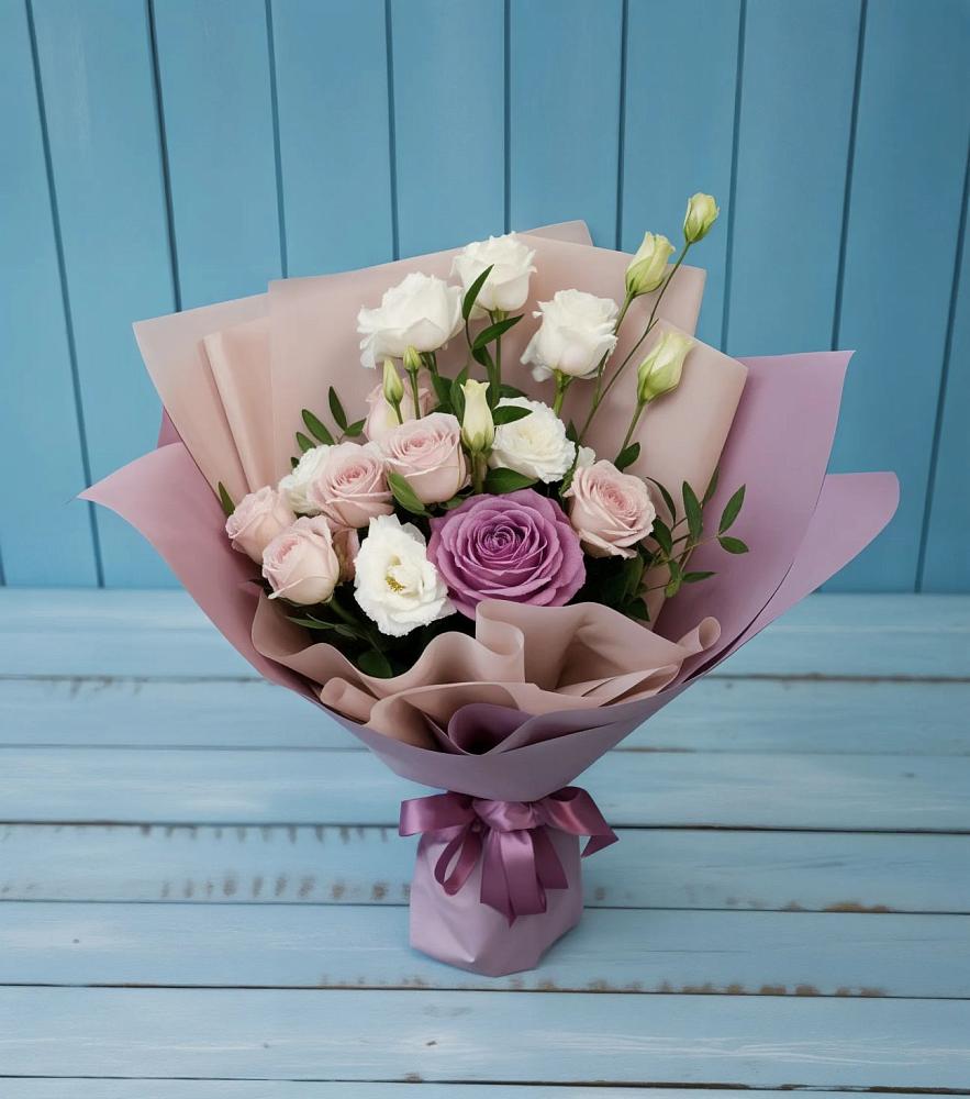 Букет цветов из: Розы и Лизиантусы в Шишкино