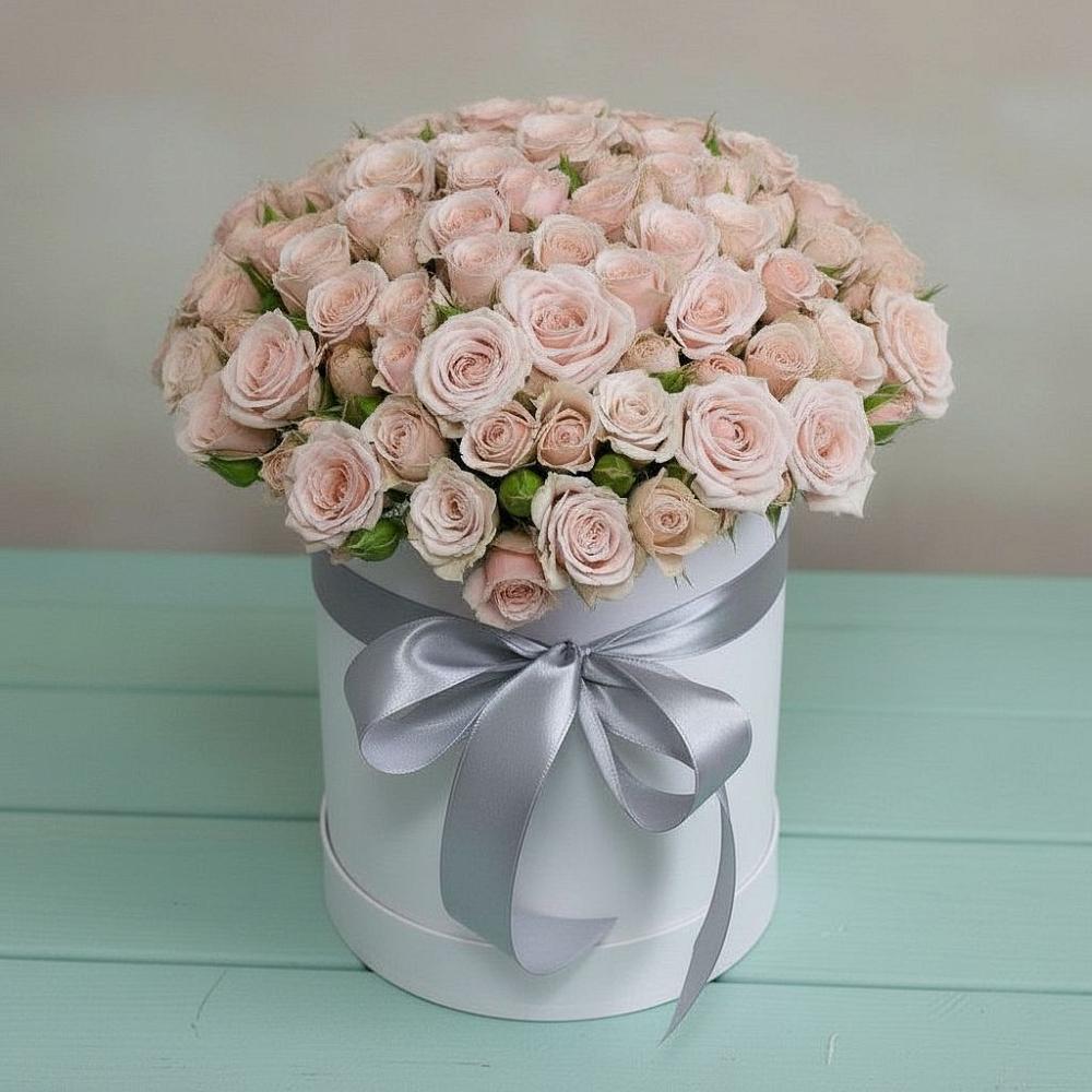 Цветочная композиция из Розы в шляпной коробке в Шишкино